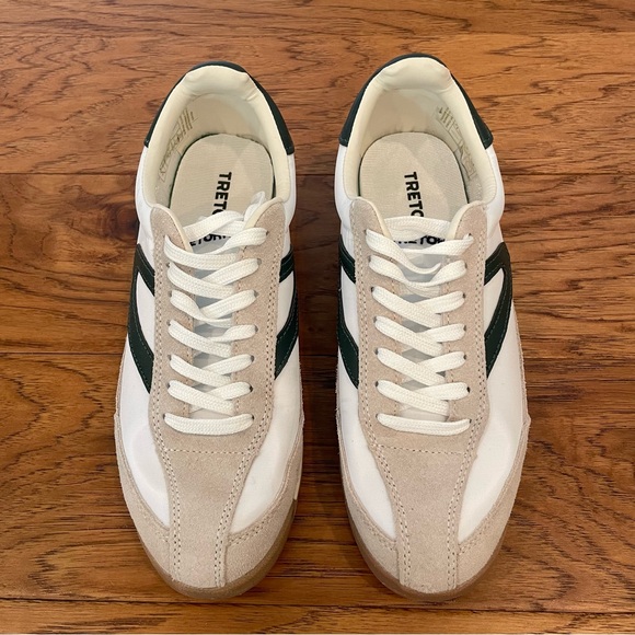 Like New TRETORN Women's Rawlins Casual Lace-Up Sneakers - Picture 6 of 8